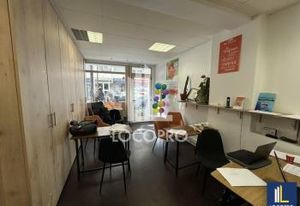 Location local commercial Antibes centre - Secteur Robert Soleau