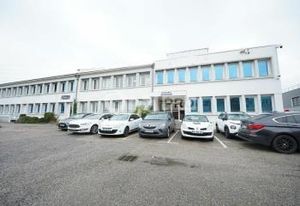 Location bureaux Vénissieux - Proche D383, D95, D307 et bus 35