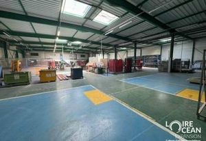 Bâtiment artisanal/industriel à vendre Bouaye - Proche Nantes et Pornic