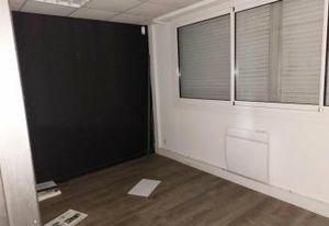 Location bureaux Nantes Sud - Proche centre commercial Pôle Sud