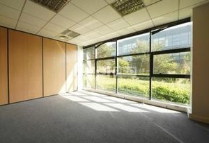 Location bureaux Saint-Priest - Proximité tram T2 et bus 93