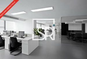 Vente local commercial 1360 m² centre-ville Vichy