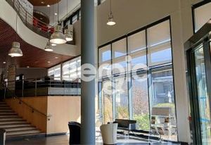 Location bureaux Champs-sur-Marne - Proche transports et centres de recherche