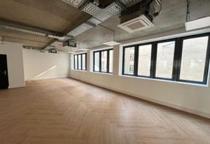 Location bureaux Paris 10 - Proche métro Bonne Nouvelle