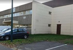 Location local d'activité Saint-Ouen-l'Aumône - Cour fermée
