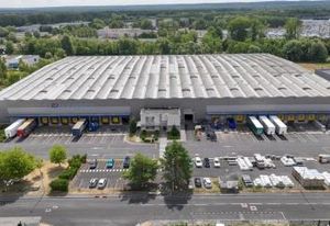 Location local d'activité Saint-Ouen-l'Aumône - Rénové et sécurisé
