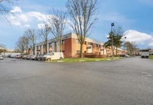 Location local d'activité Tremblay-en-France - Proche RER B et A1/A3
