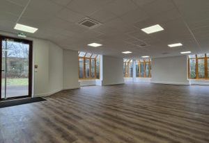 Location entrepôt Sens 99 000 m² - Label BREEAM