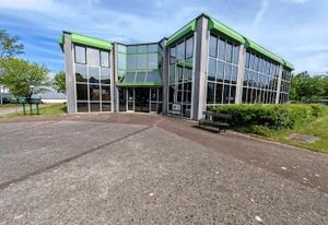 Location bureaux St-Thibault-des-Vignes - Proche Francilienne