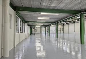 Location local d'activité Saint-Thibault-des-Vignes - Rénové