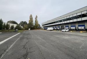 Location entrepôt Saint-Witz - Proche A1 et aéroport CDG