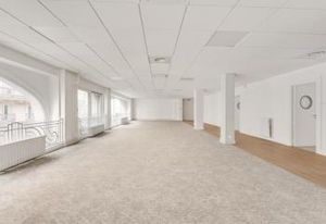 Bureaux à louer Paris 9 - Rénové, immeuble haussmannien
