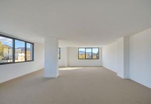 Vente bureaux Aubagne, Quartier Napollon, proche autoroutes et transports