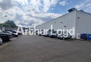 Vente local commercial Mondeville - 3 300 m²