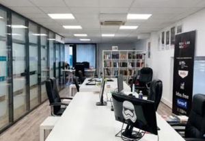 Bureaux à vendre St-Cloud Pont de St-Cloud - RER C et accès A86