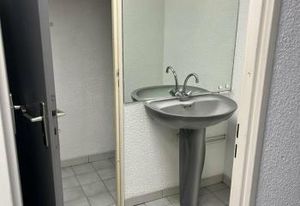Location local d'activité Voiron - Proche A41