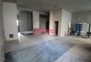 Vente bureau Quimper - 2 parkings intérieurs