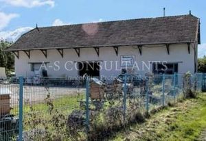 Location local d'activité Saint-Genix-sur-Guiers - Proche A43