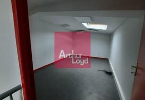 Location local d'activité Romagnat - Proche axes autoroutiers