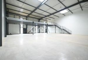 Location locaux d'activité Villefontaine - Proche A43
