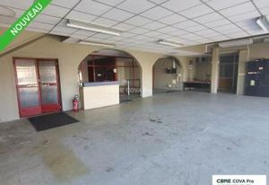 Location local commercial Besançon - Axe passant