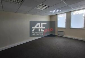 Location bureaux Saint-Nazaire centre-ville, proche gare et bus