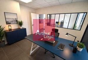 Location bureaux Cournon-d'Auvergne - Accès A75 et bus