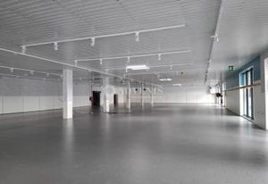 Location local commercial 850 m² Nancy - Quartier Marcel Brot