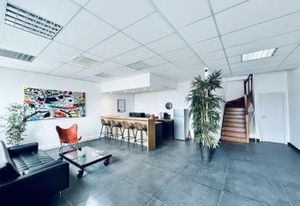 Location local d'activité Mundolsheim - Proche autoroutes