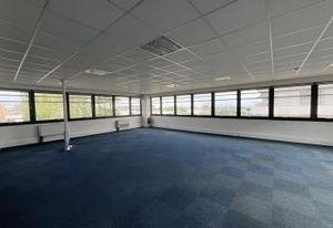 Bureaux à louer Villeneuve-Loubet - Proche RN7 et autoroute