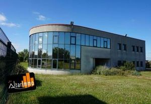 Bureaux et local d'activité à vendre Brou - Proche A11