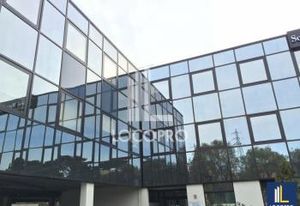 Bureaux à louer Mougins - Proche échangeur A8 et axes Cannes-Grasse