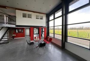 Vente local commercial Civens - Face zone artisanale