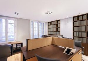 Vente local Paris 17e - Proche métro Porte de Clichy