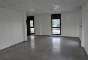 Bureaux à louer Guilherand-Granges - Proche A7 et parking privatif