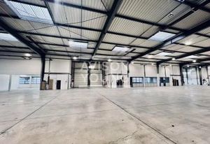 Location local d'activité La Courneuve - Proche périphérique A1