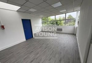 Location local d'activité Gonesse - Proche A1/A104/A3