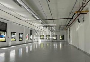 Location local d'activité Cergy - Proche A15 et transports