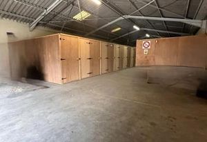 Vente entrepôt Castelnaudary - Sécurisé et gardienné