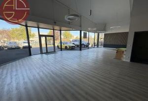 Location local commercial Saint-Orens-de-Gameville - Proche transports