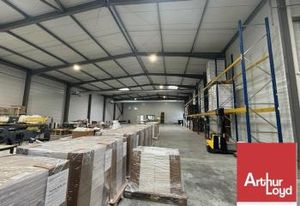Location entrepôt Bollène - Proche A7 et transports en commun