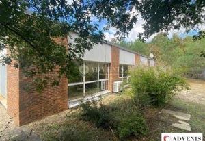 Location bureaux Saint-Jean-d'Illac - Cadre végétalisé proche Bordeaux