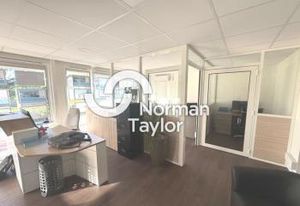 Location local commercial Montpellier - Secteur La Chamberte