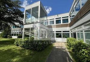Location bureaux Saint-Priest ZI Mi Plaine - Proche A43 et tram