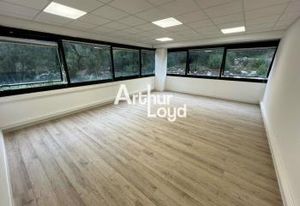 Location bureaux Sophia Antipolis - Quartier Bouillides, proche A8