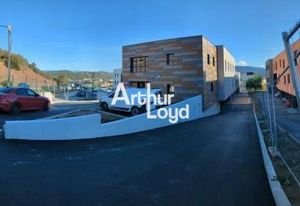 Location bureaux Fréjus Capitou - Proche A8 et accès direct