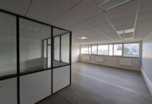 Location bureau Caen - Quartier Fresnel - Proche tramway et bus