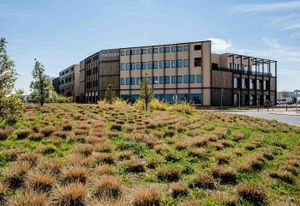 Location bureau Épron - Proche Caen, parking et ascenseur