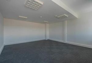 Location bureau Épron - Proche Caen, parking et ascenseur