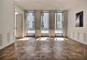 Location bureaux Paris 10 - Proximité Grands Boulevards